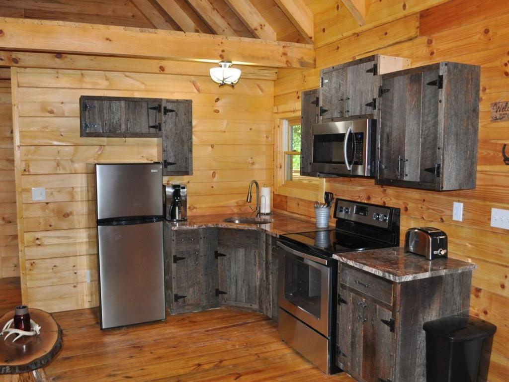 Pine Creek Cabins & Camping Resort South Bloomingville Dış mekan fotoğraf